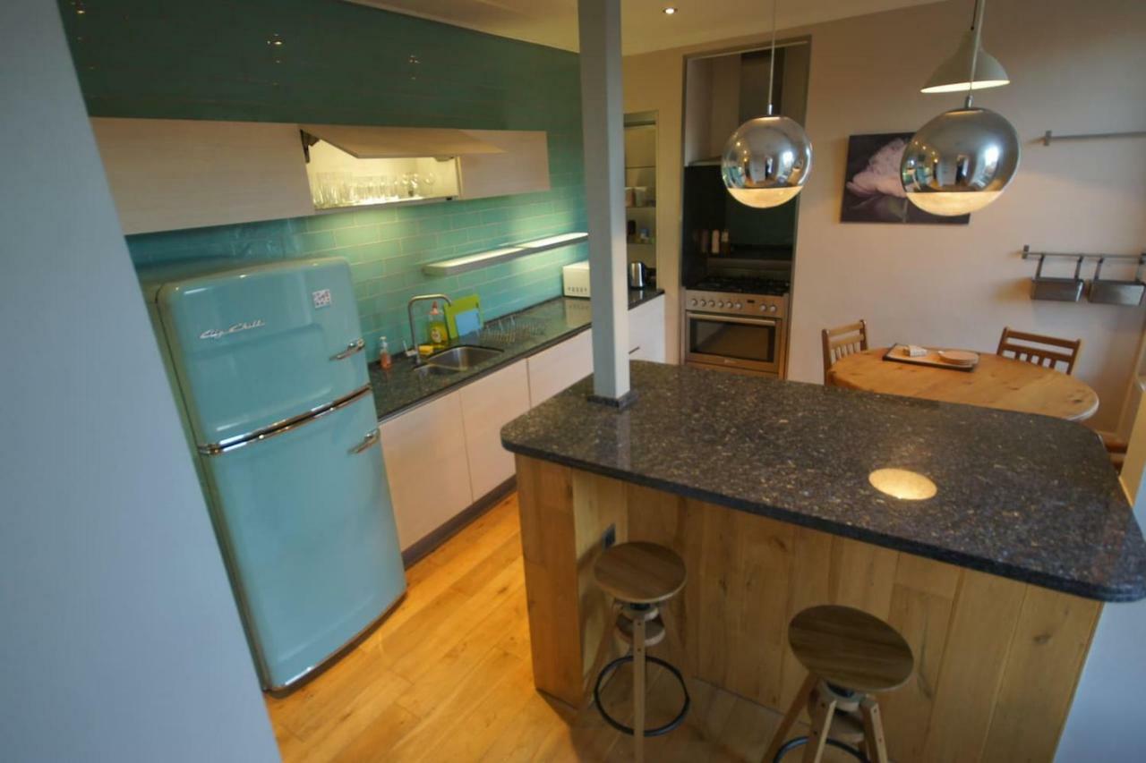 Spacious 2 Bed Apt Next To Royal Mile & Waverley Edimburgo Esterno foto